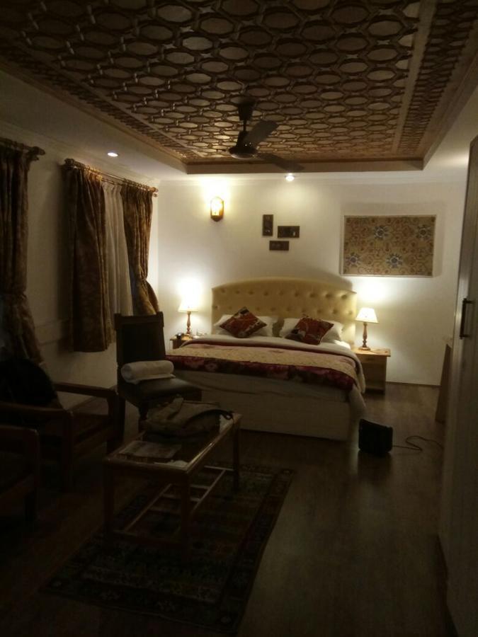 Dove Cottage Сринагар Экстерьер фото