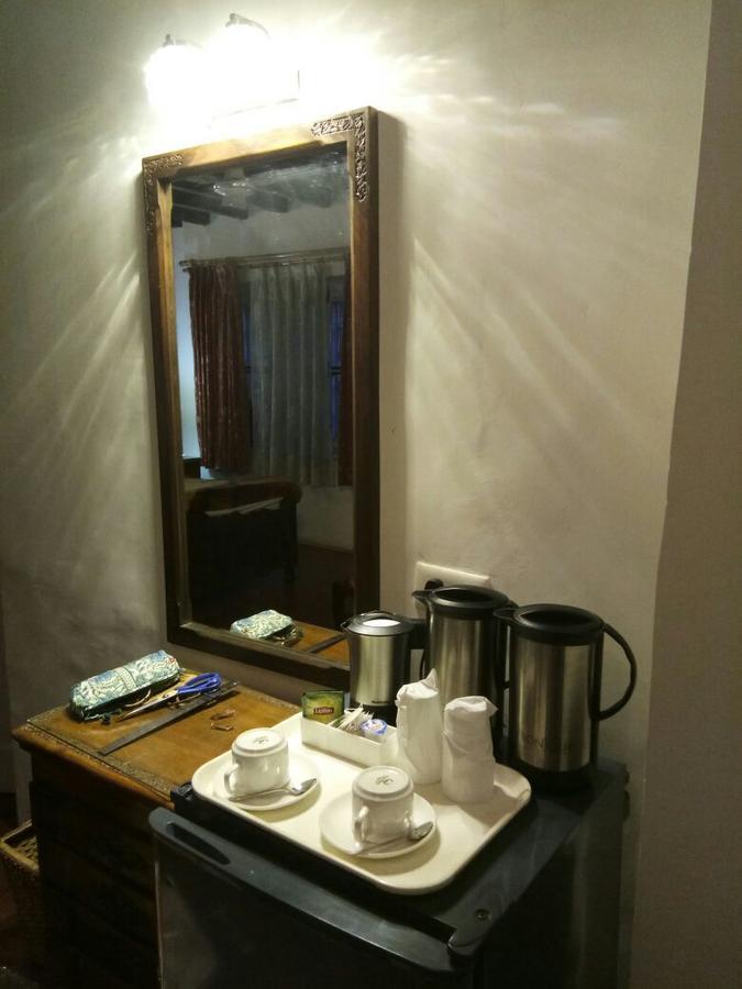 Dove Cottage Сринагар Экстерьер фото